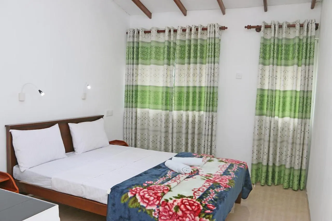 Hotel Candy Kandyan